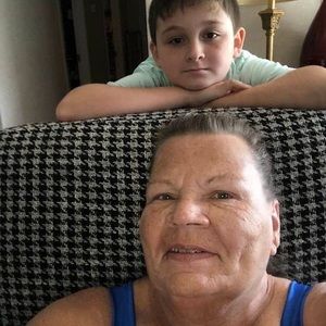 Meet your Posher, Sandra